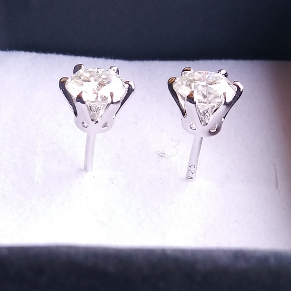 NEW 1ctw Moissanite Martini Diamond Stud UNISEX Earrings in Silver Certified - Picture 4 of 15